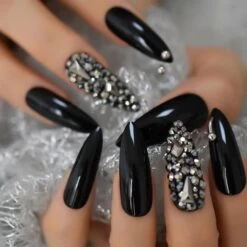 Aesthetic Stygian Nails -Gothic Clothing Store 11 c3c70653 b427 4d0e ad7f e7c03c0e547b