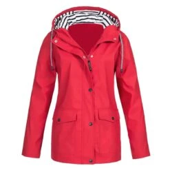 Sassy Chic Outdoor Coat -Gothic Clothing Store 14.4