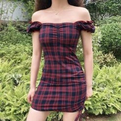 Morticia Vintage Plaid Dress -Gothic Clothing Store 15 529312c4 f8b3 40ed 94f4 cffd8f568b65