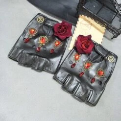Punk Love Leather Gloves -Gothic Clothing Store 1 eee8a398 e2fc 473b 92ac 119db25fb8c5