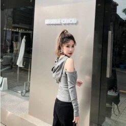 Exposée Cold Shoulder Hoodie -Gothic Clothing Store 2 188de414 c962 47fb 8eaa e823f760f773