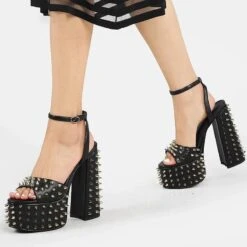 Hell's Thorns Platform Sandals -Gothic Clothing Store 2 2b9b5d45 29c7 4958 87b0 482010355f70