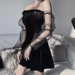 Lovely Goth Chick Dress -Gothic Clothing Store 2 5d8584c5 4f7c 445f 9805 a3db6310238a