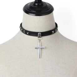 Cross Leather Choker -Gothic Clothing Store 2 6996b11f 39bb 4635 b537 261b1b546106