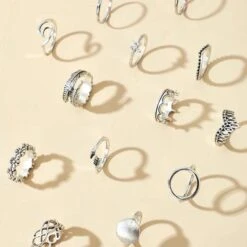 Thalassophile Vintage Geometric Ring Set -Gothic Clothing Store 2 fac140e3 78fc 41ba a29d 28d9665a3b39