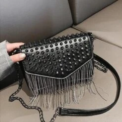 Shadow Empress Chain Purse -Gothic Clothing Store 4 1676ce3a f481 4aab a680 091ea057ae64