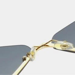 Sweet Rockstar Sunglasses -Gothic Clothing Store 4 37f000d8 8dec 48aa ad0b 89bf5854c6b6