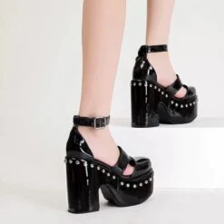 Blaque Rivet Platform Shoes -Gothic Clothing Store 4 87772dc2 c3e8 4392 8b85 5fad5d73c743