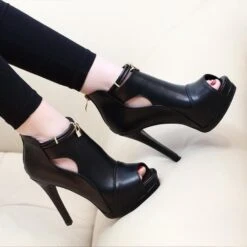 Lock 'N Key Heels 24 Lock 'N Key Heels -Gothic Clothing Store 4 bd62a350 4595 41a4 afb5 b5e539a286fd