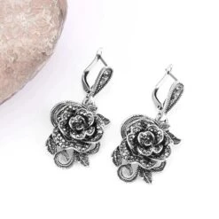 Black Rose Vintage Earrings -Gothic Clothing Store 4 ce42dceb 0dd6 4401 b9f6 308cd2526c23