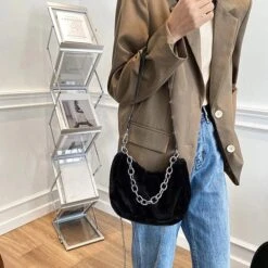 Miss Fuzzy Chain Shoulder Bag -Gothic Clothing Store 5 06fddbbd 2a50 4a9b 8d51 e9e89c7a334e