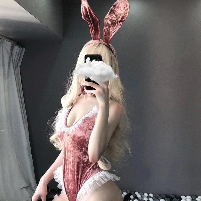 Spoiled Bun Velvet Bodysuit 5 Spoiled Bun Velvet Bodysuit - Image 5