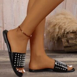 Devil's Spur Leather Studded Sandals -Gothic Clothing Store 5 2827fbe2 021c 4c4f 8d53 80f6cc07fcfe