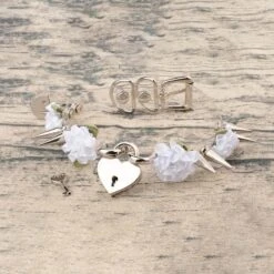 Lolita Floral Heart Lock Choker -Gothic Clothing Store 5 642ba1cd 4548 4322 b10c 56709c2f7063