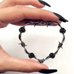 Rose Barbed Wire Heart Earrings -Gothic Clothing Store 6 7f09b20b c2d4 4cb1 a0b0 4170a8512dc3