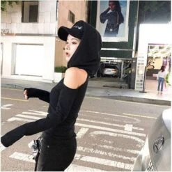 Exposée Cold Shoulder Hoodie -Gothic Clothing Store 6 ff9d690c 308c 4102 8dbe 8f5c4eaa4762