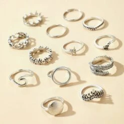 Thalassophile Vintage Geometric Ring Set -Gothic Clothing Store 7 50f54d67 5f6a 4e63 a36d 90a389627106