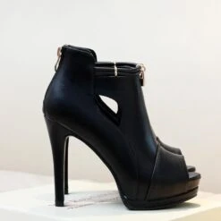 Lock 'N Key Heels 29 Lock 'N Key Heels -Gothic Clothing Store 9 088ad116 b806 4ced a795 d1718ce70749