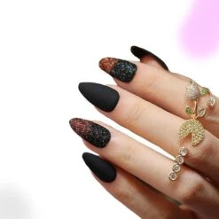 Dazzling Gal Nails -Gothic Clothing Store DazzlingGalNails