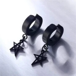Kpop Hexagram Earrings -Gothic Clothing Store KoreanKpopHexagramStudEarrings4