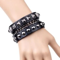 Holy Terror Leather Cuff Bracelet -Gothic Clothing Store Pulseira pesada de metal preta e marrom bracelete de couro masculino do caveira com declara o.jpg 640x640 1