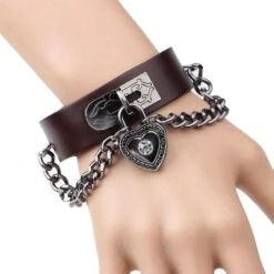 Holy Terror Leather Cuff Bracelet -Gothic Clothing Store Pulseira pesada de metal preta e marrom bracelete de couro masculino do caveira com declara o.jpg 640x640 7