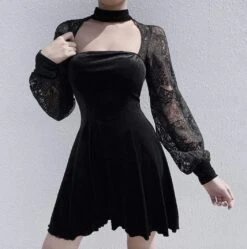 Queen Of The Darkness Dress -Gothic Clothing Store Screen Shot 2019 11 02 at 11.16.16 AM