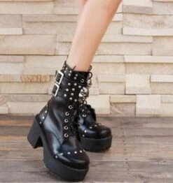 Cramps Gothic Rivet Skull Boots -Gothic Clothing Store Screenshot 18 5b503aa1 84b0 42bd a30f 83e49cf7fde0