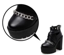 Retribution Chain Boots -Gothic Clothing Store Screenshot 26 69efc5f0 ce93 4fe6 97f8 fb766dcf9876