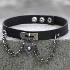 Chained Lock Heart Choker 29 Chained Lock Heart Choker -Gothic Clothing Store product image 112238941
