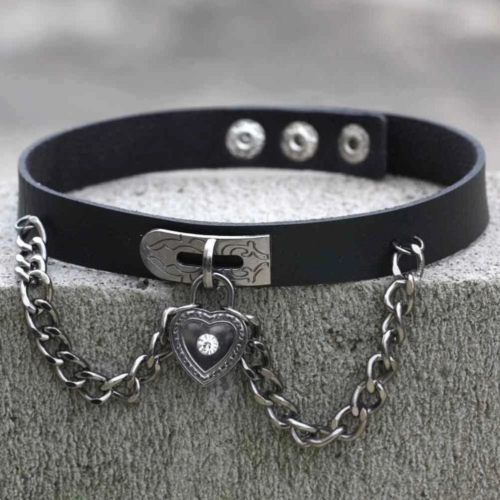 Chained Lock Heart Choker 11 Chained Lock Heart Choker - Image 11