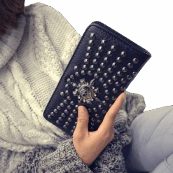 Rivet Skull Wallet 10 Rivet Skull Wallet -Gothic Clothing Store rivetskullwallet 22dca2d0 b801 46a8 8bf7 acb9d981f8cc