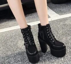 Gothic Harness Boots -Gothic Clothing Store snip 20181008165807